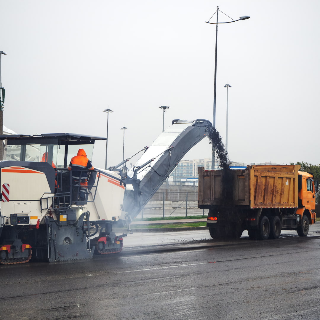 Professional asphalt milling contractors near me Long Island