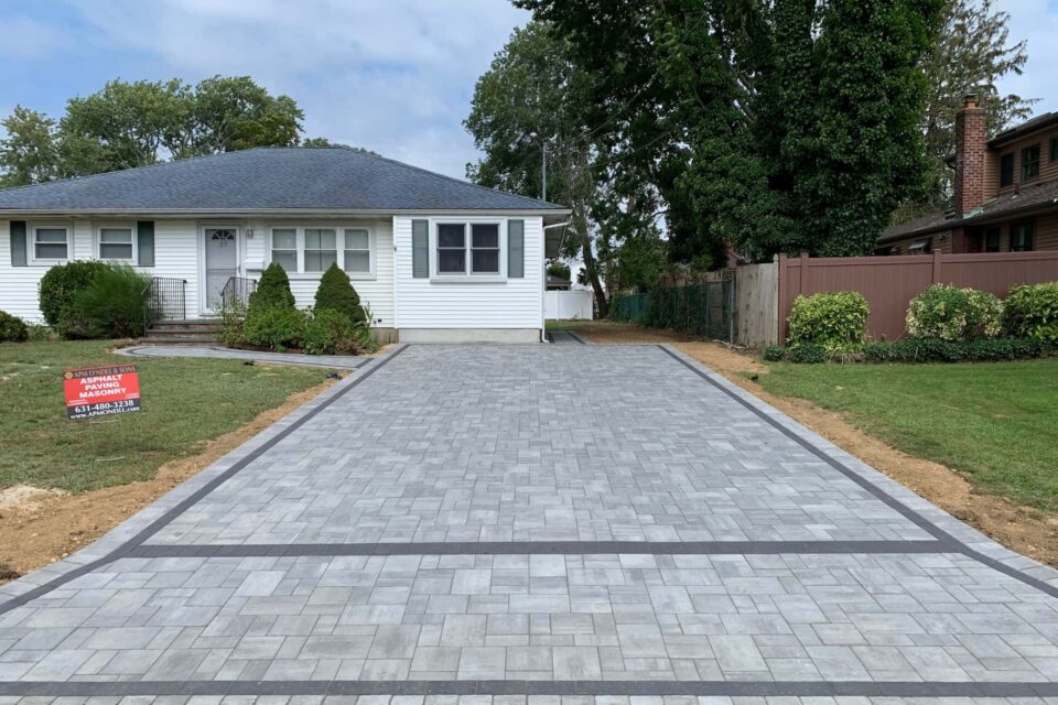 Affordable aspahlt driveway contractor near me West Islip