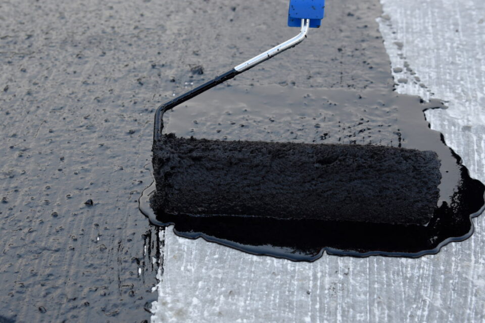 Professional waterproofing contractors near Suffolk County